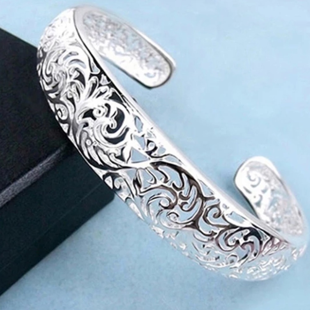 NWT 925 Sterling Silver Bracelet - Picture 3 of 4